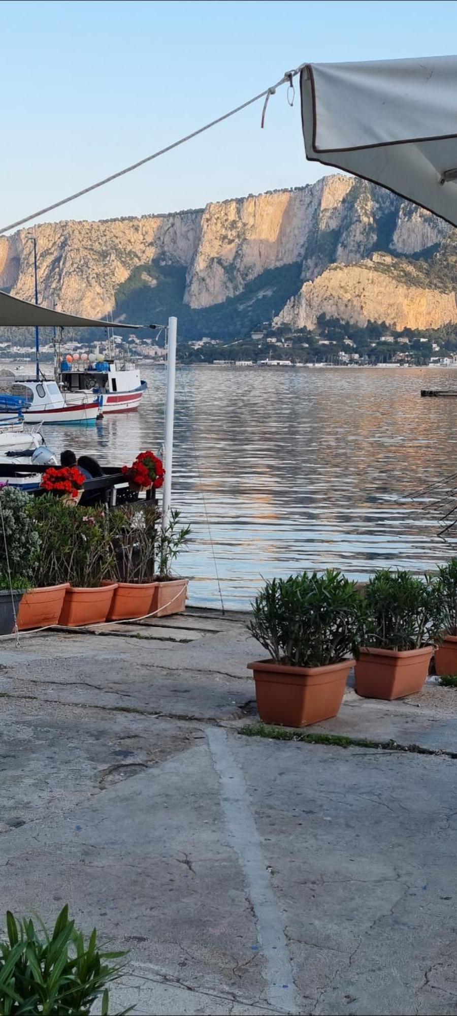 فيلا Casa Giorgia Mondello باليرمو المظهر الخارجي الصورة